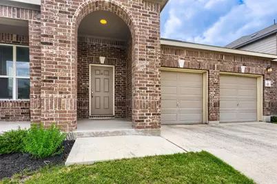 221 Auburn Street, Kyle, TX 78640 - Photo 4