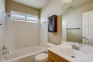 2207 Jesse Owens Dr, Austin, TX 78748 - Photo 12