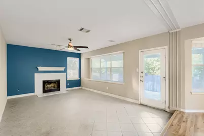 17204 Village Glen Road, Pflugerville, TX 78660 - Photo 6