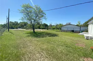 4806 Pecan Springs Rd, Austin, TX 78723 - Photo 32