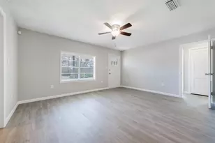 4806 Pecan Springs Rd, Austin, TX 78723 - Photo 16