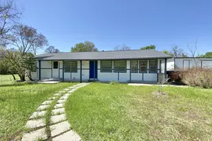 4806 Pecan Springs Rd, Austin, TX 78723 - Photo 10
