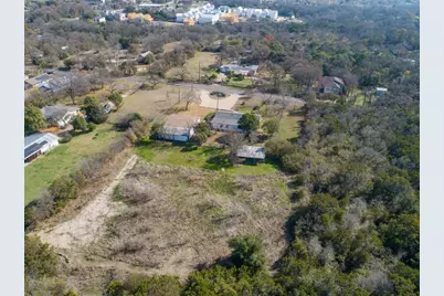 4806 Pecan Springs Road, Austin, TX 78723 - Photo 8