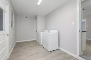 4806 Pecan Springs Rd, Austin, TX 78723 - Photo 28