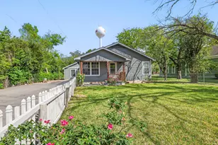 204 Taylor St, Hutto, TX 78634 - Photo 1
