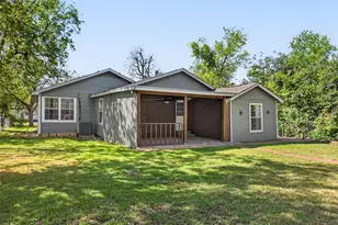 204 Taylor St, Hutto, TX 78634 - Photo 22