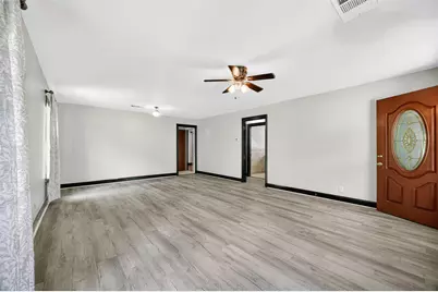 204 Taylor Street, Hutto, TX 78634 - Photo 4