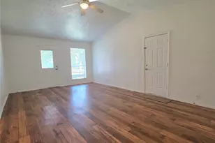 15208 Spring Hill Ln, Pflugerville, TX 78660 - Photo 20