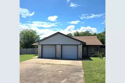 15208 Spring Hill Lane, Pflugerville, TX 78660 - Photo 2