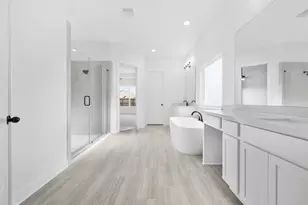7425 Desert Needle Dr, Lago Vista, TX 78645 - Photo 14