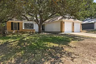 12002 Arrowwood Dr, Austin, TX 78727 - Photo 2