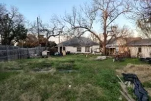 1001 S 16th St, Waco, TX 76706 - Photo 8