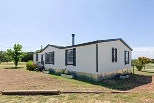 930 Co Rd 224, Florence, TX 76527 - Photo 4