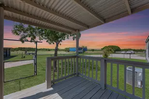 930 Co Rd 224, Florence, TX 76527 - Photo 2