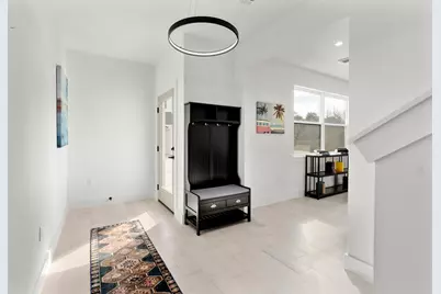 1500 Sylvan Glade #1B, Austin, TX 78745 - Photo 10