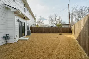 1500 Sylvan Glade, Austin, TX 78745 - Photo 28