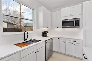 1500 Sylvan Glade, Austin, TX 78745 - Photo 8