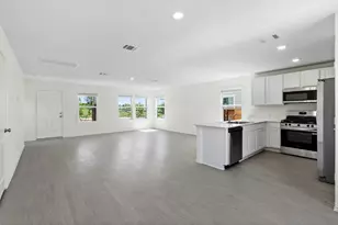 331 Bugbee, Kyle, TX 78640 - Photo 4