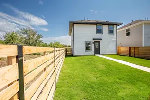 331 Bugbee, Kyle, TX 78640 - Photo 18