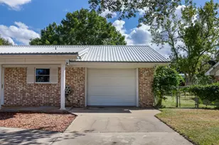 113 North Ave, Lexington, TX 78947 - Photo 30