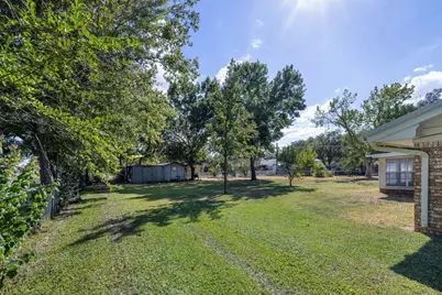 113 North Avenue, Lexington, TX 78947 - Photo 28