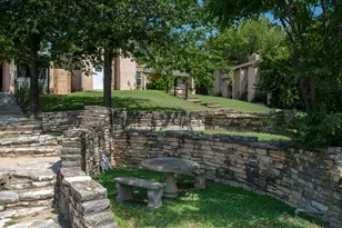 6406 Chimney Creek Cir, Austin, TX 78723 - Photo 2