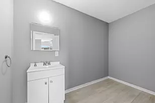 6406 Chimney Creek Cir, Austin, TX 78723 - Photo 18