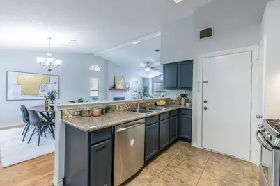 4701 San Simeon Drive, Austin, TX 78749 - Photo 8