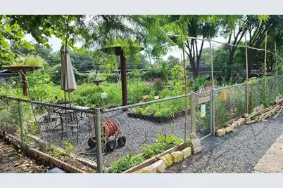 2401 E Sixth Street #6094, Austin, TX 78702 - Photo 30