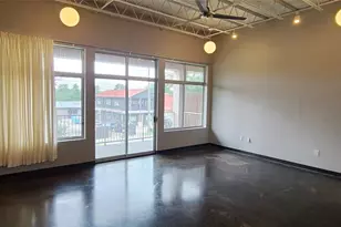 2401 E 6th St, Austin, TX 78702 - Photo 2