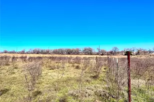 261 Engelke Rd, Kingsbury, TX 78638 - Photo 1