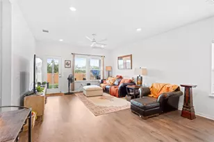 143 Santa Rosa Ln, Buda, TX 78610 - Photo 10