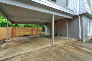 1302 E St Johns Ave, Austin, TX 78752 - Photo 20