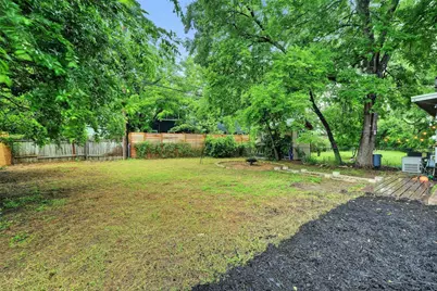 1302 E Saint Johns Avenue #A, Austin, TX 78752 - Photo 22