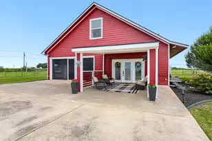 210 Battleground Cir, Taylor, TX 76574 - Photo 1