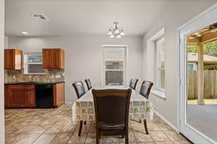 1704 McClannahan Dr, Austin, TX 78748 - Photo 10
