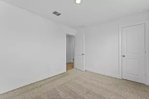119 Union Pacific Dr, Cedar Creek, TX 78612 - Photo 12