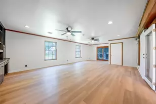 807 Country Club Rd, Georgetown, TX 78628 - Photo 12