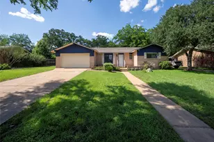 807 Country Club Rd, Georgetown, TX 78628 - Photo 1
