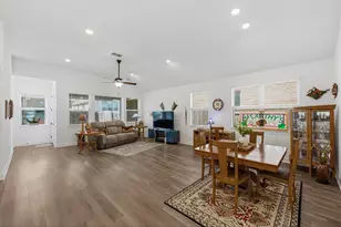 602 Jefferson Dr, Kyle, TX 78640 - Photo 4