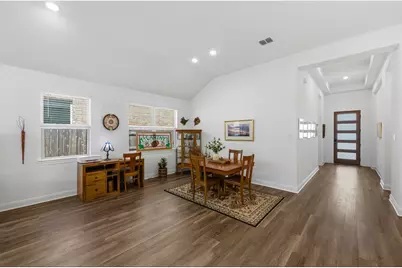 602 Jefferson Drive, Kyle, TX 78640 - Photo 8