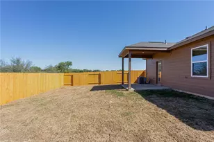520 Republic Dr, Liberty Hill, TX 78642 - Photo 28