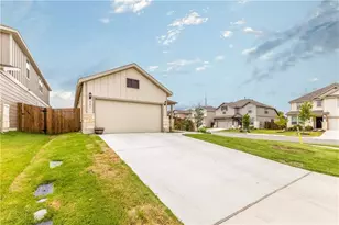 221 Compania Dr, Liberty Hill, TX 78642 - Photo 2