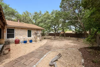 2506 Redleaf Lane, Austin, TX 78745 - Photo 22
