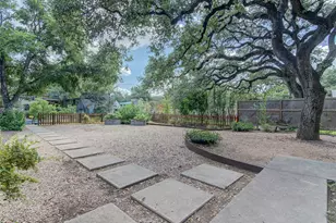 311 W Mary St, Austin, TX 78704 - Photo 32