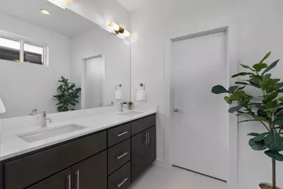 4020 Airport Boulevard #7, Austin, TX 78722 - Photo 26