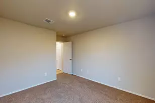 140 Little Grn Trl, Jarrell, TX 76537 - Photo 24