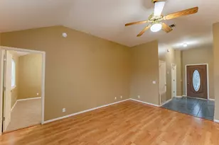 109 Granite Shoals Dr, Kyle, TX 78640 - Photo 4