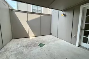 1721 Timber Ridge Dr, Austin, TX 78741 - Photo 12