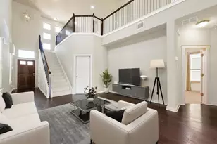 2001 Faro Dr, Austin, TX 78741 - Photo 12